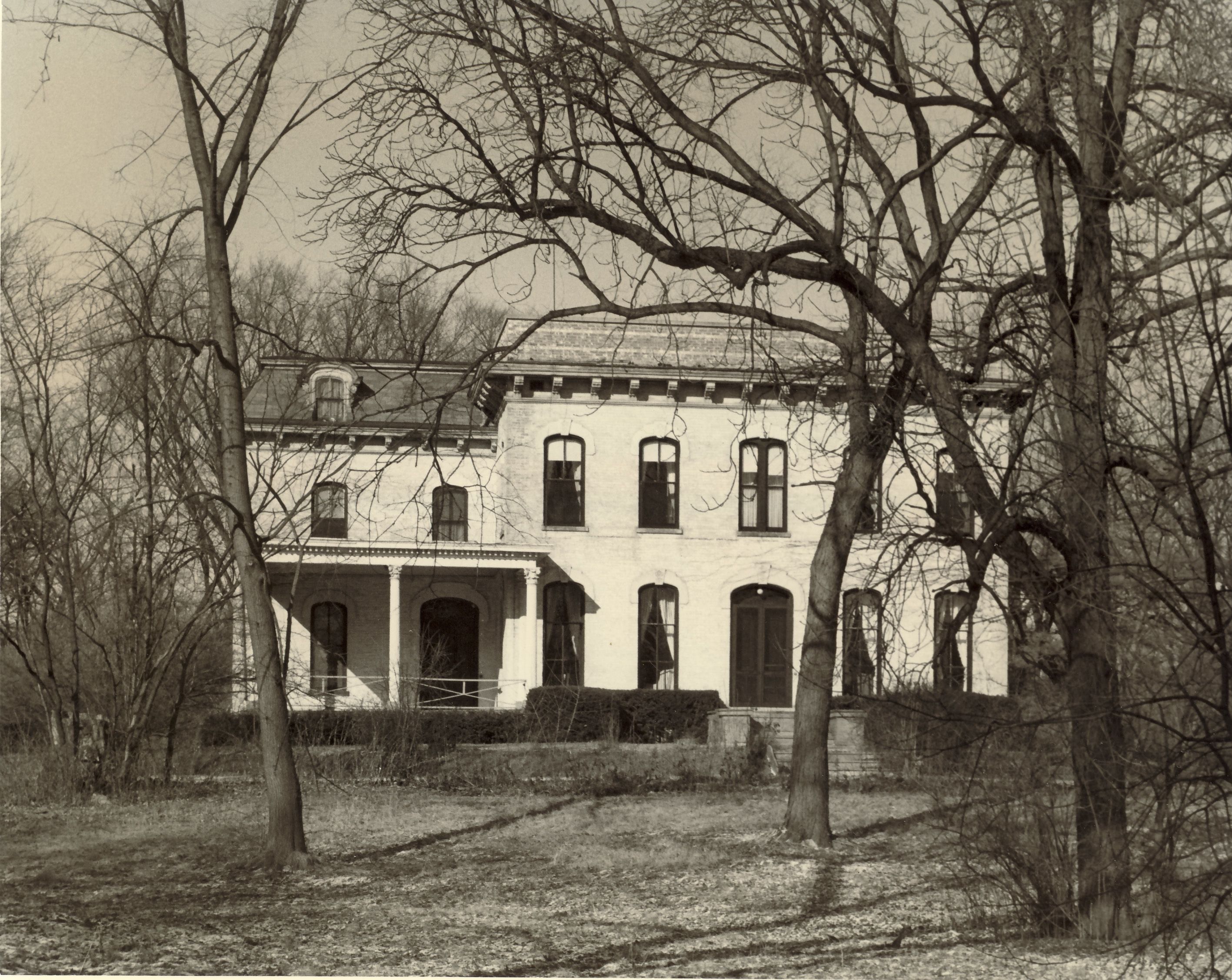 The Evergreens, c. 1970, after the third story mansard roof was lost in a fire.