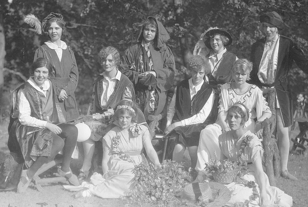 May Day production of The Winters Tale; Jean Harlow sitting far right 1927. Courtesy Lake Forest Academy Archives.