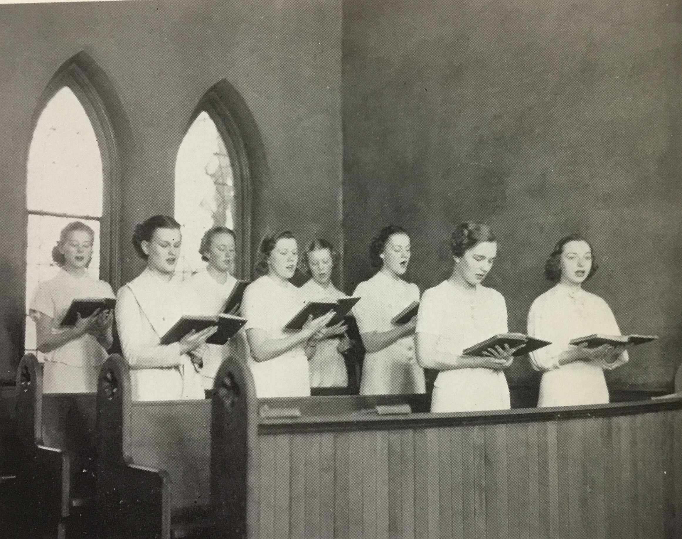Choir in Chapel, 1937. Courtesy Ferry Hall Archives.