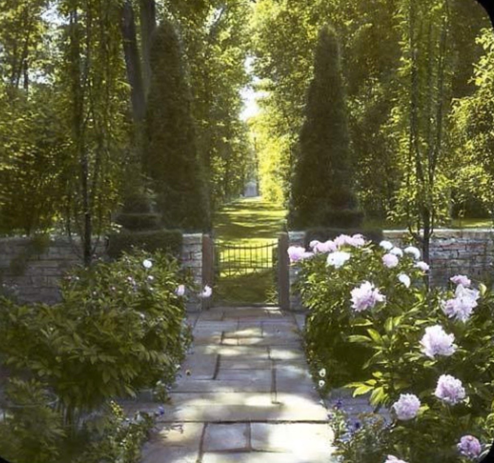 Crab Tree Farm, Lake Bluff for William McCormick Blair and Helen Bowen Blair, c. 1927; image source: Garden Club of America, Smithsonian