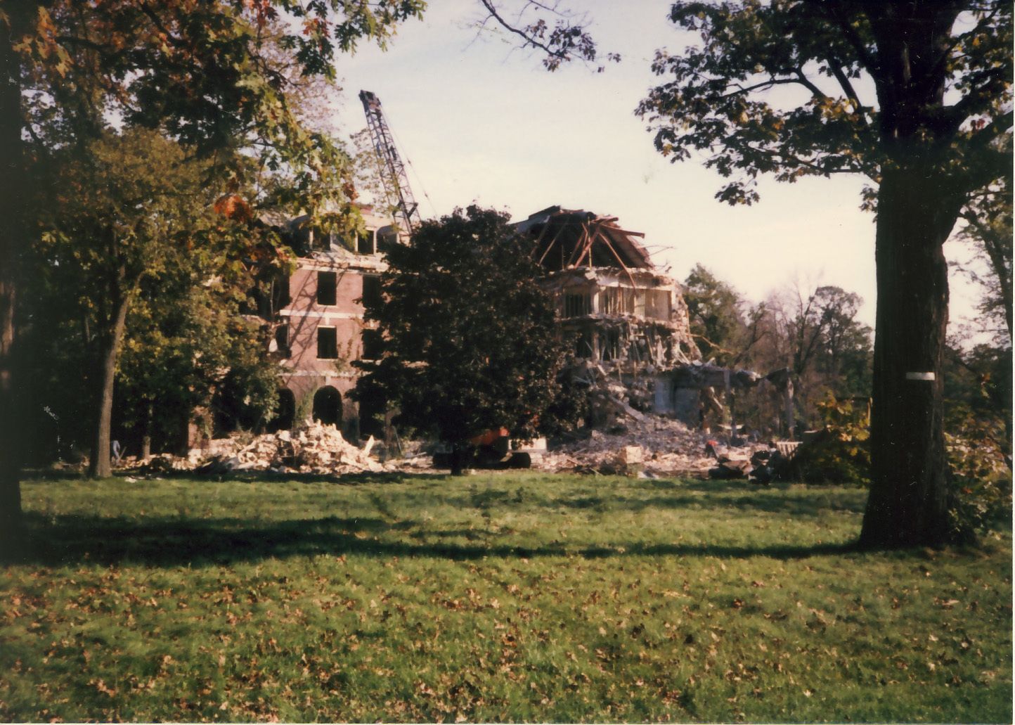 Demolition of North Hall, 1986.